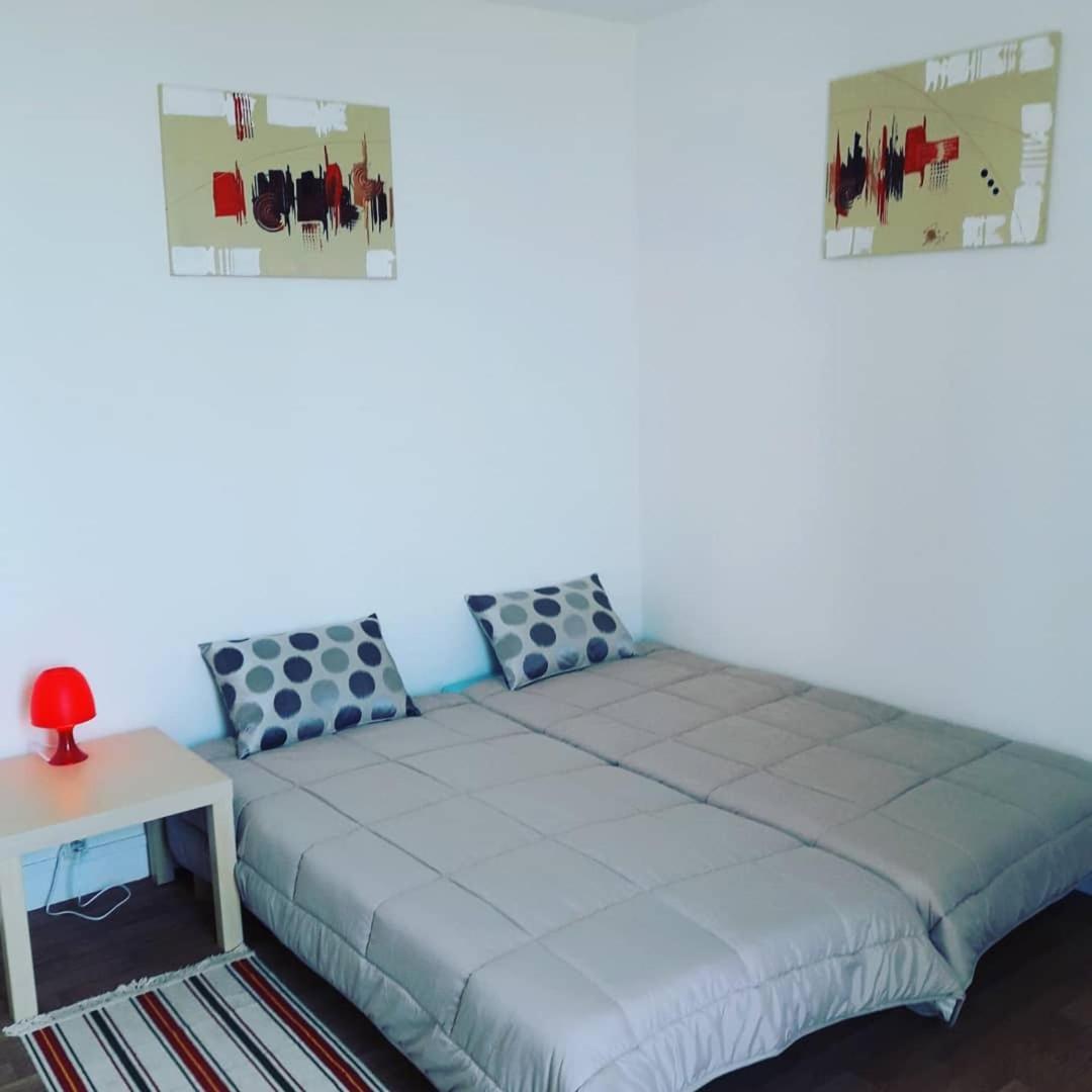 Lesembruns Hotel Le Havre Szoba fotó